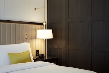 the alexander a luxury collection hotel yerevan