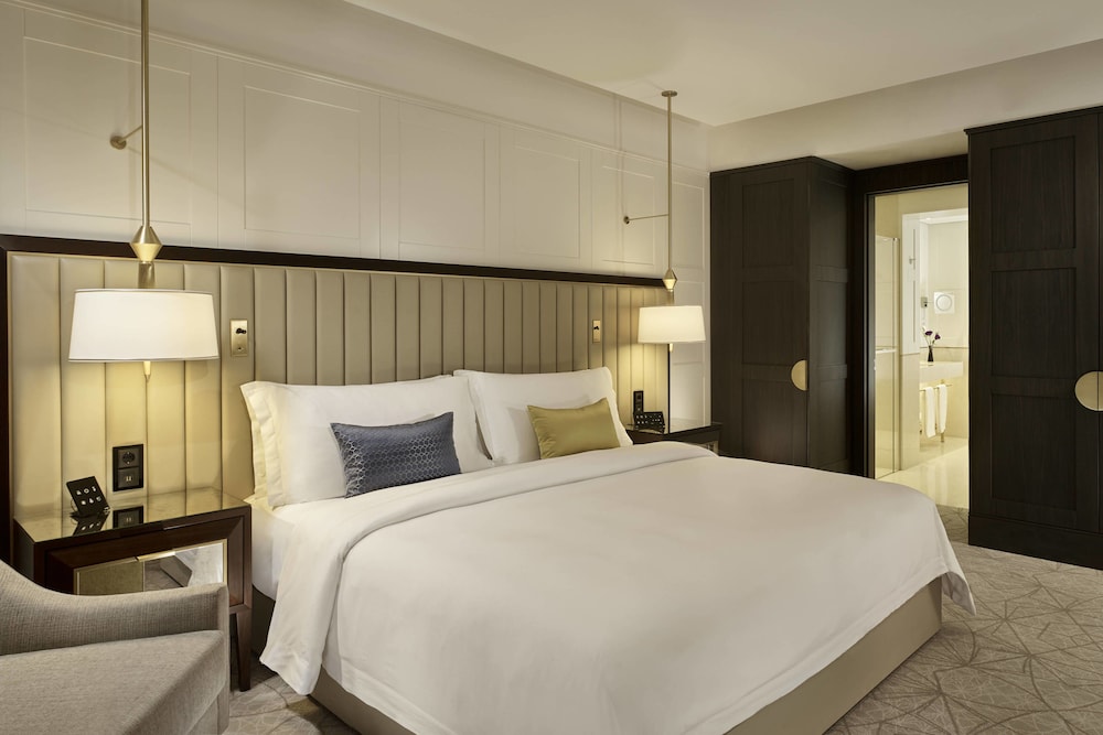 the alexander a luxury collection hotel yerevan