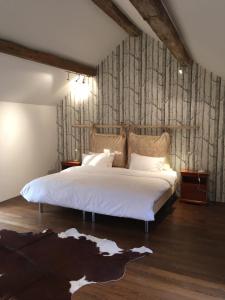 Indrani Lodge,Floreffe>>Brussels,4 star