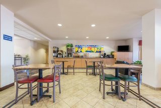 microtel inn and suites by wyndham altus