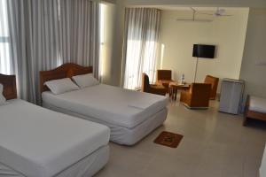 hotel marine plaza