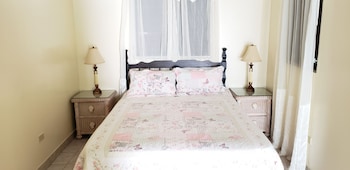 Table D'hote Cottages,Near Dickenson Bay Beach,3 star