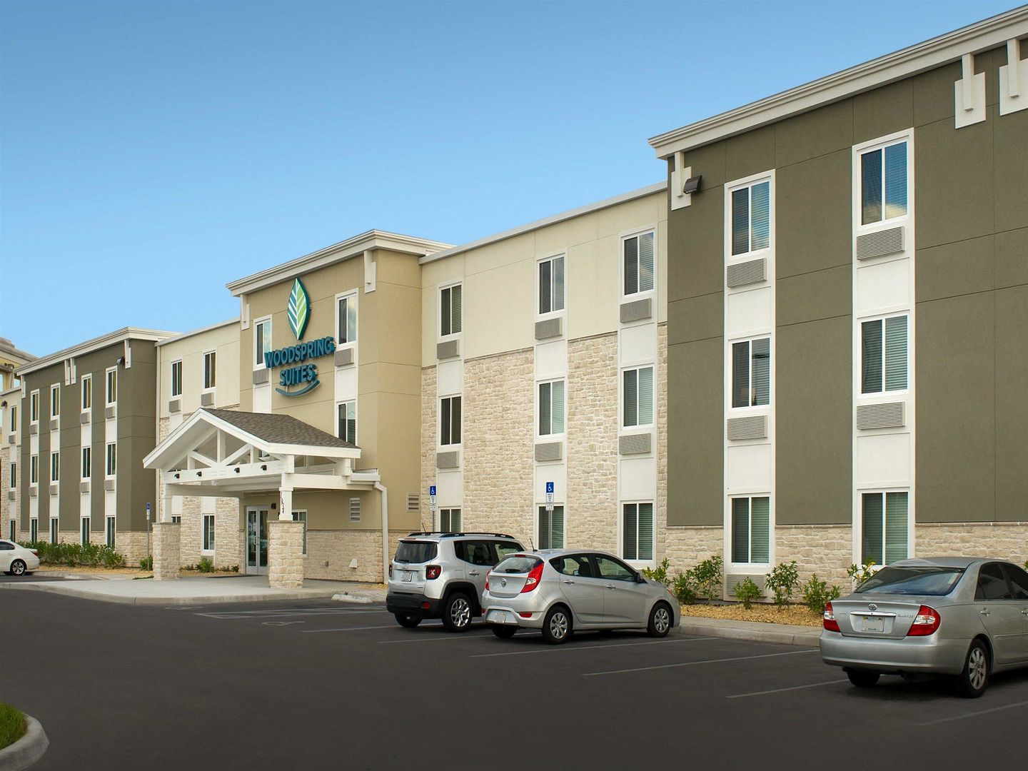 extended stay america select suites orlando airport