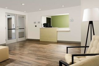 extended stay america select suites orlando airport