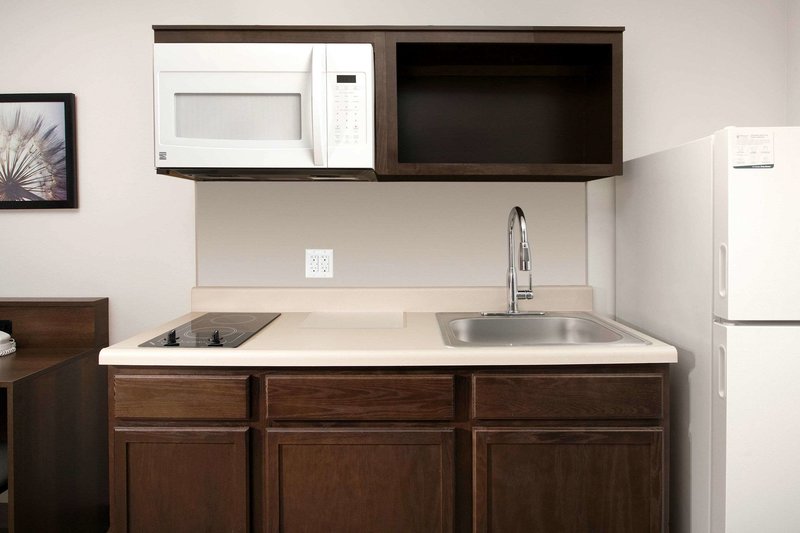extended stay america select suites orlando airport