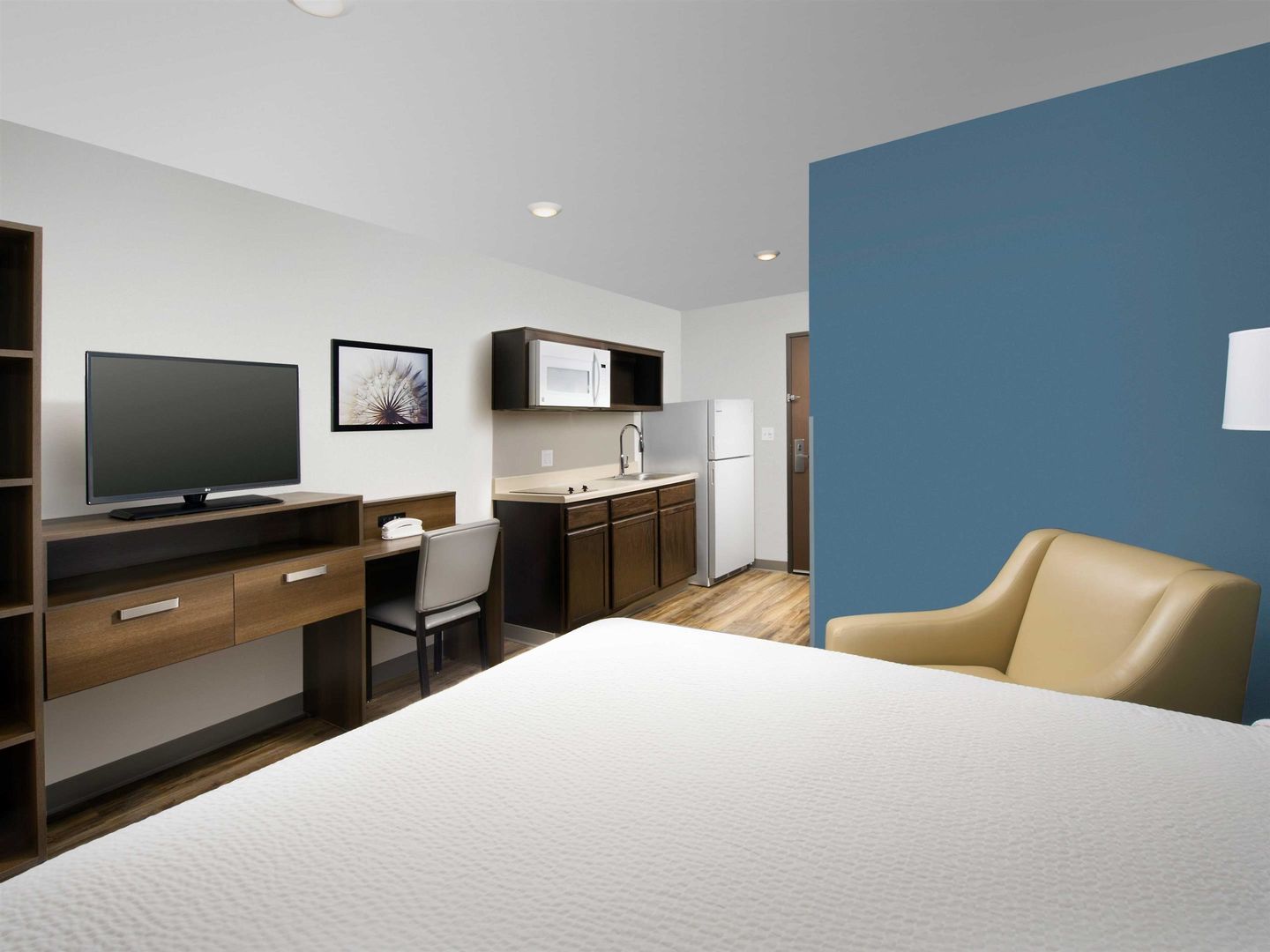 extended stay america select suites orlando airport
