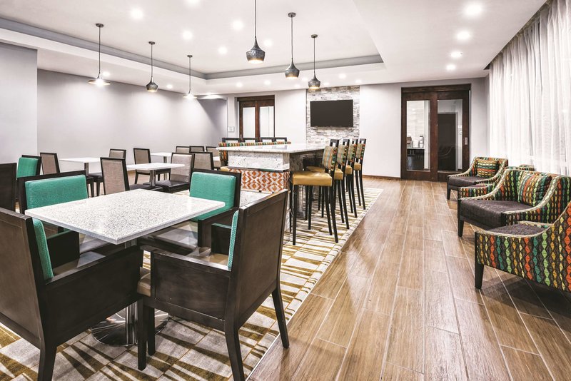 la quinta by wyndham san antonio by frost bank center