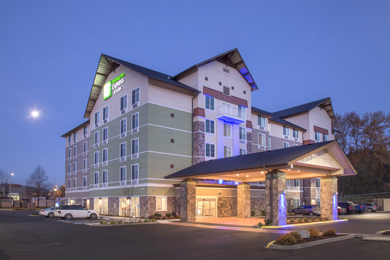 Hol. Inn Exp. And Suites Seattle South - Tukwila