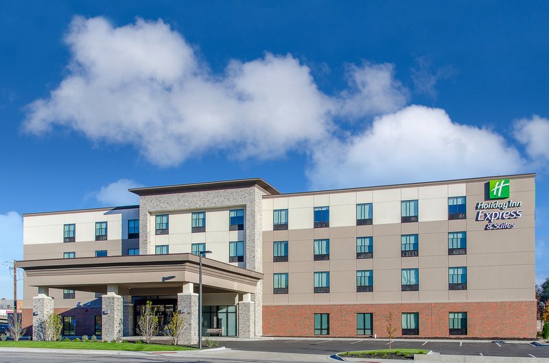 Holiday Inn Express & Suites Atchison, An Ihg Hotel