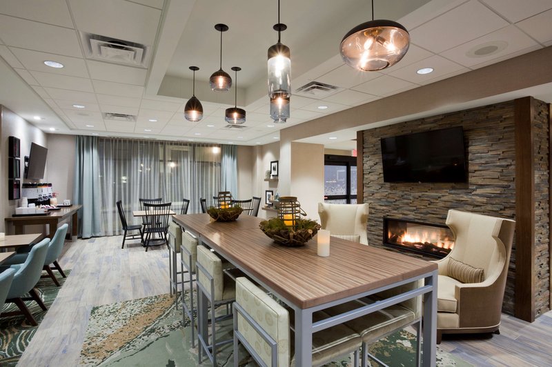 hampton inn spicer green lake