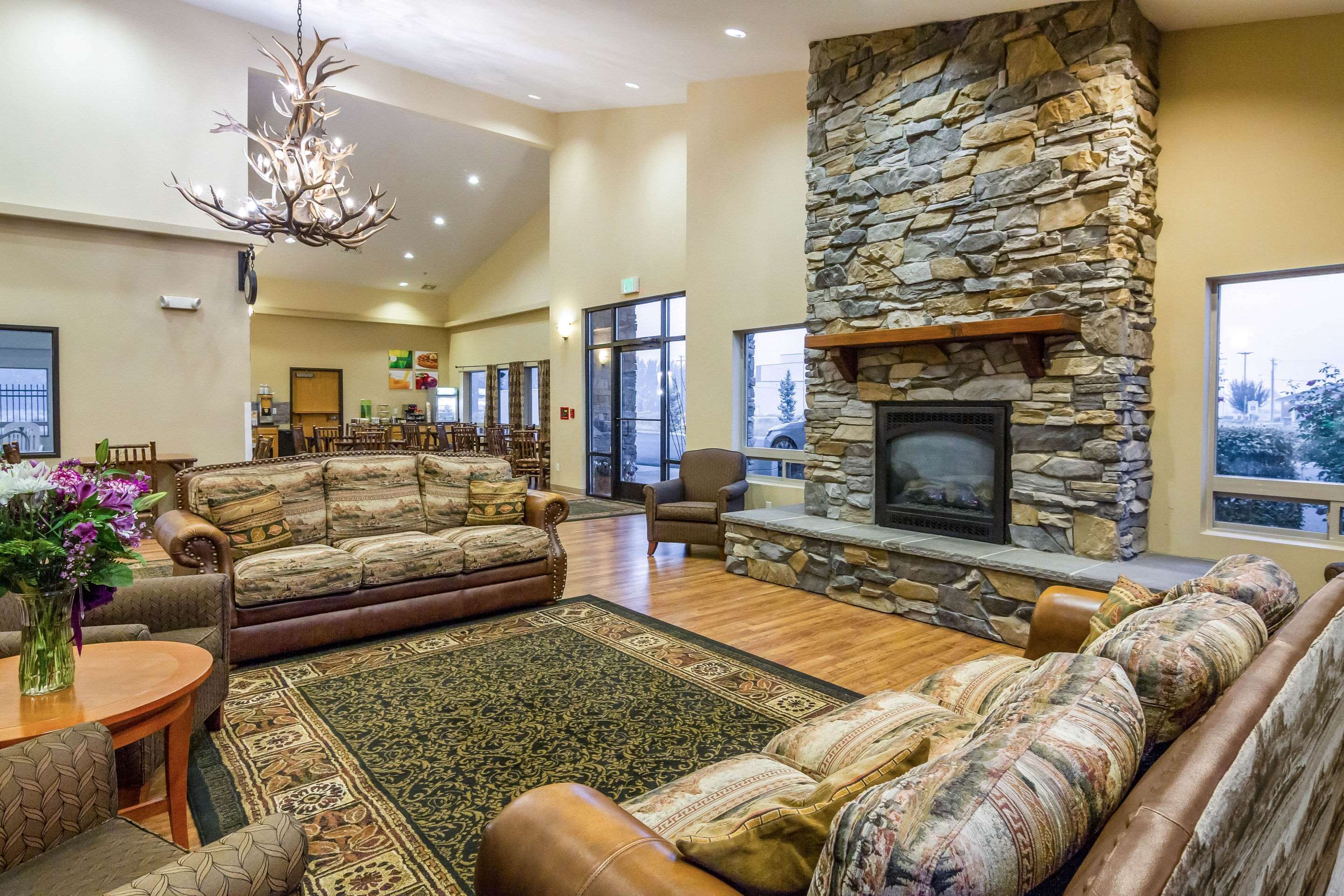 quality inn selah north park