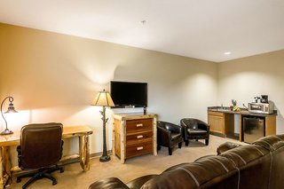 quality inn selah north park