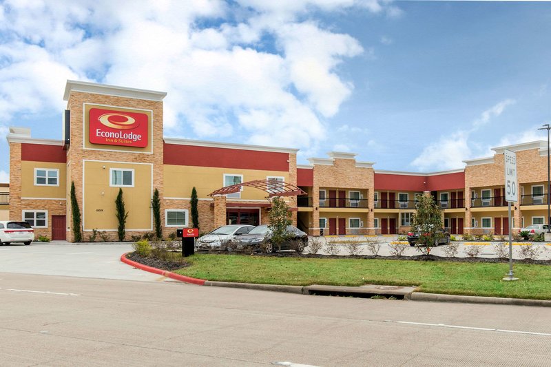 econo lodge inn and suites houston willowbrook