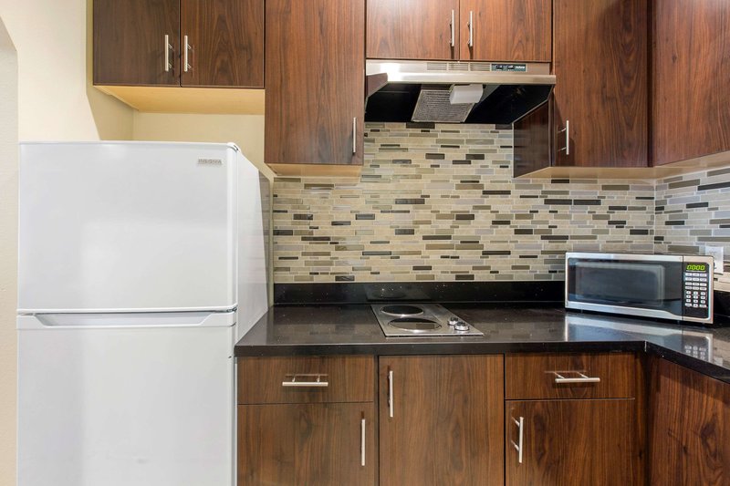 econo lodge inn and suites houston willowbrook