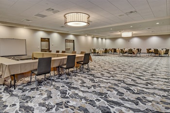 holiday inn nampa by ihg