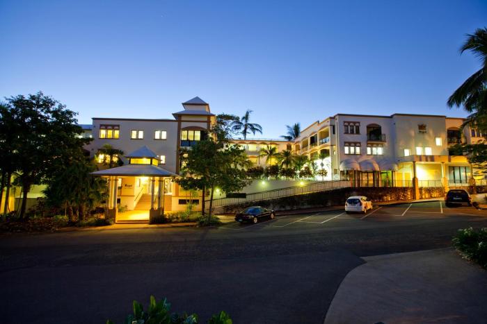 regal port douglas