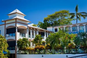 regal port douglas