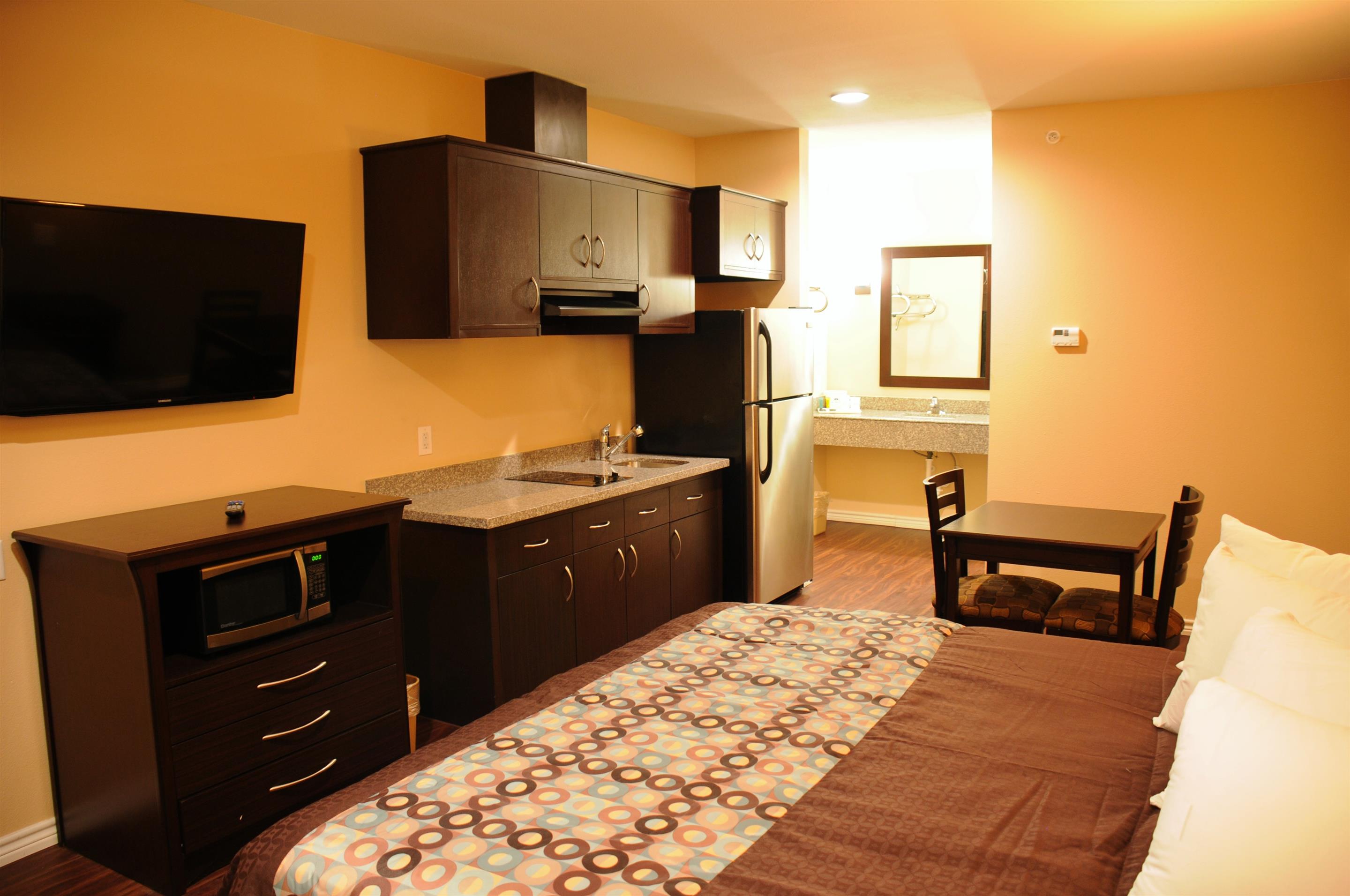 americas best value inn houston at fm 529