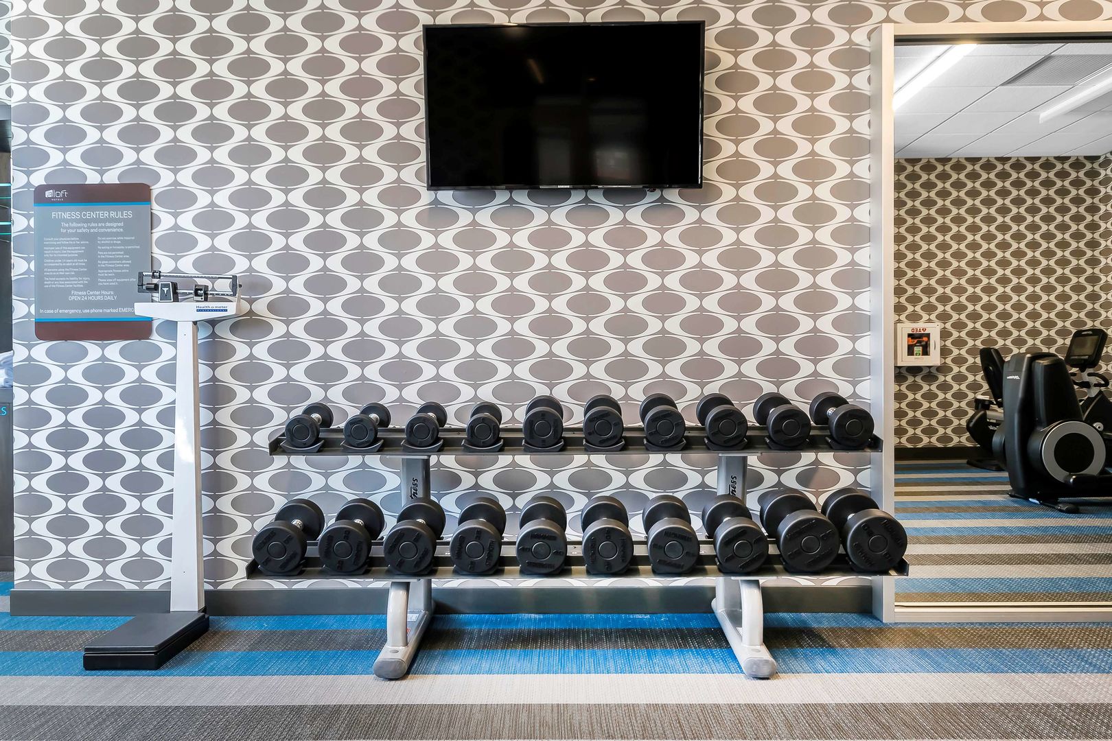 aloft newport on the levee