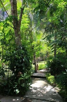 vipa tropical resort