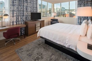 hampton inn and suites portland pearl district