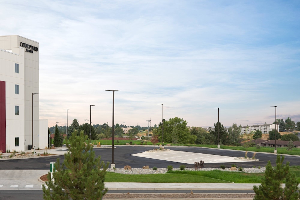 courtyard by marriott pullman