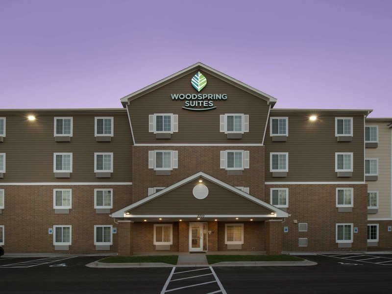 extended stay america select suites louisville airport