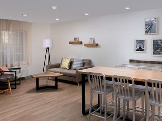 extended stay america select suites louisville airport