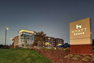 hyatt house chicago oak brook