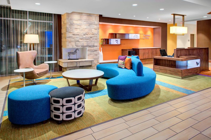 fairfield inn and suites by marriott bakersfield north airport