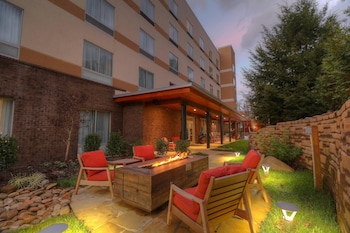 fairfield inn and suites by marriott gatlinburg downtown