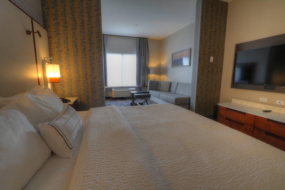 fairfield inn and suites by marriott gatlinburg downtown