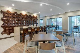 Comfort Suites Fort Lauderdale Airport & Cruise Port,Near The Casino At Dania Beach,3 star