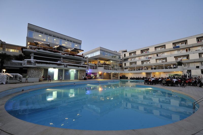 hotel delfin plava laguna