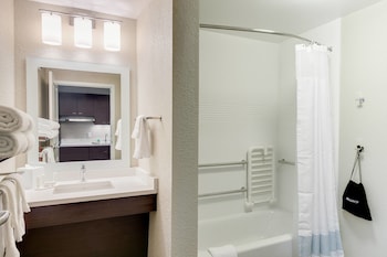 towneplace suites by marriott kansas city liberty