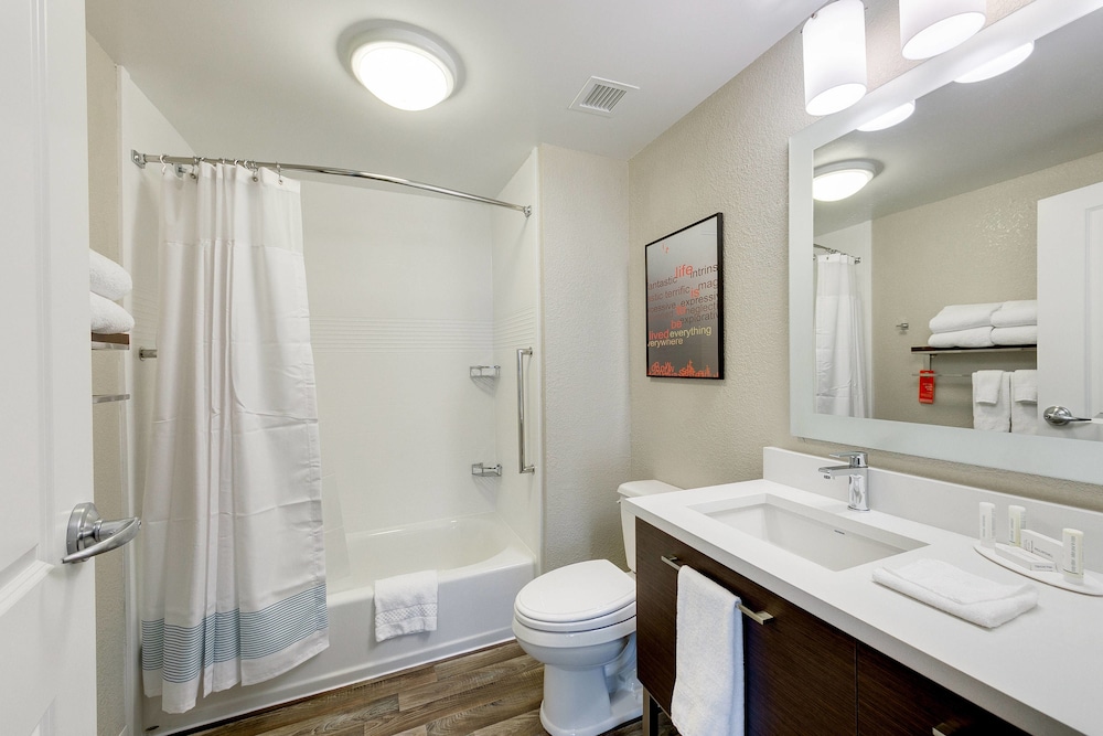 towneplace suites by marriott kansas city liberty