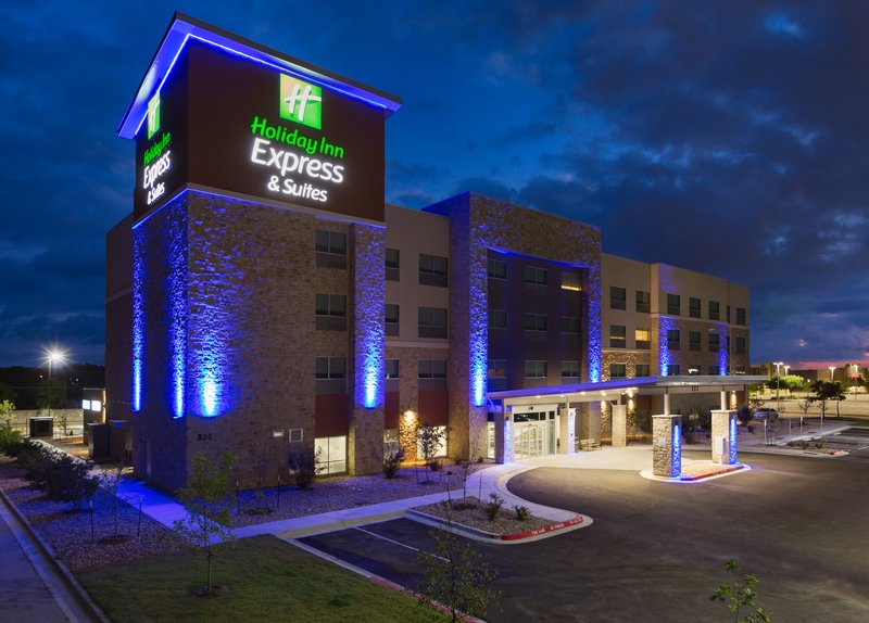 Holiday Inn Express And Suites San Marcos South