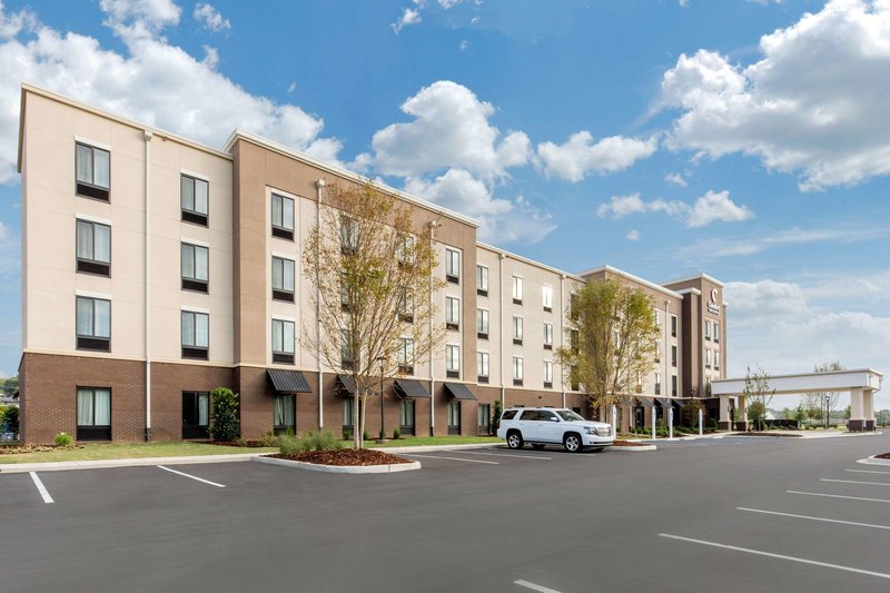 comfort inn and suites at crossplex village