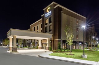 comfort inn and suites at crossplex village