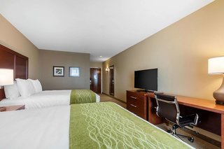 comfort inn and suites at crossplex village