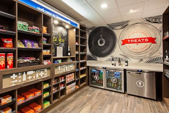 hampton inn and suites leavenworth