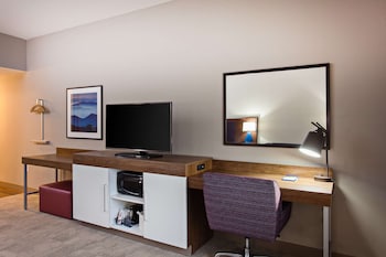 hampton inn and suites leavenworth