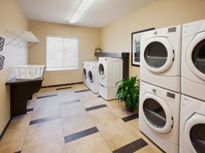 Candlewood Suites Oklahoma City - Bricktown By Ihg,Oklahoma>>Del City,3 star