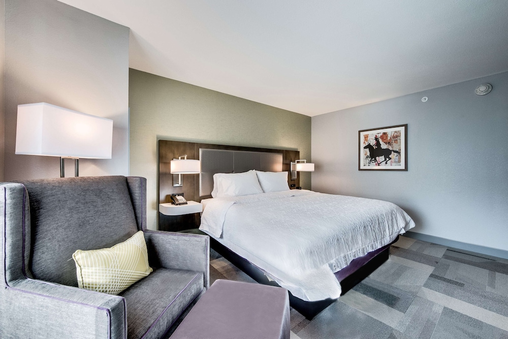 hampton inn and suites fort worth downtown