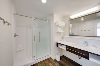 hampton inn and suites fort worth downtown