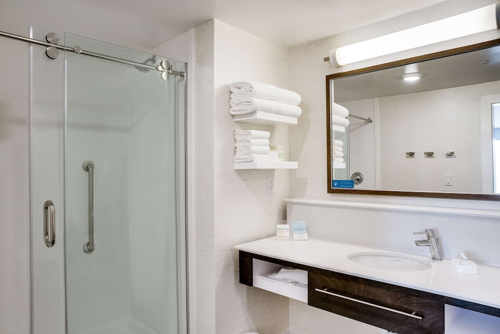 hampton inn and suites fort worth downtown