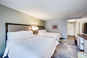 hampton inn and suites fort worth downtown