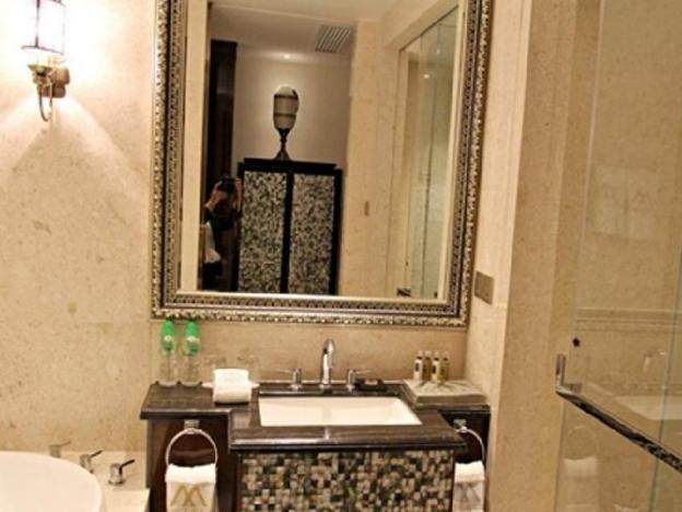 modern classic hotel