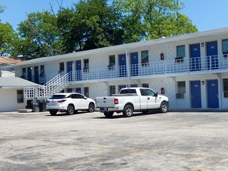 trade wind motel