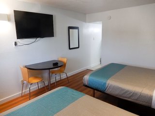 trade wind motel